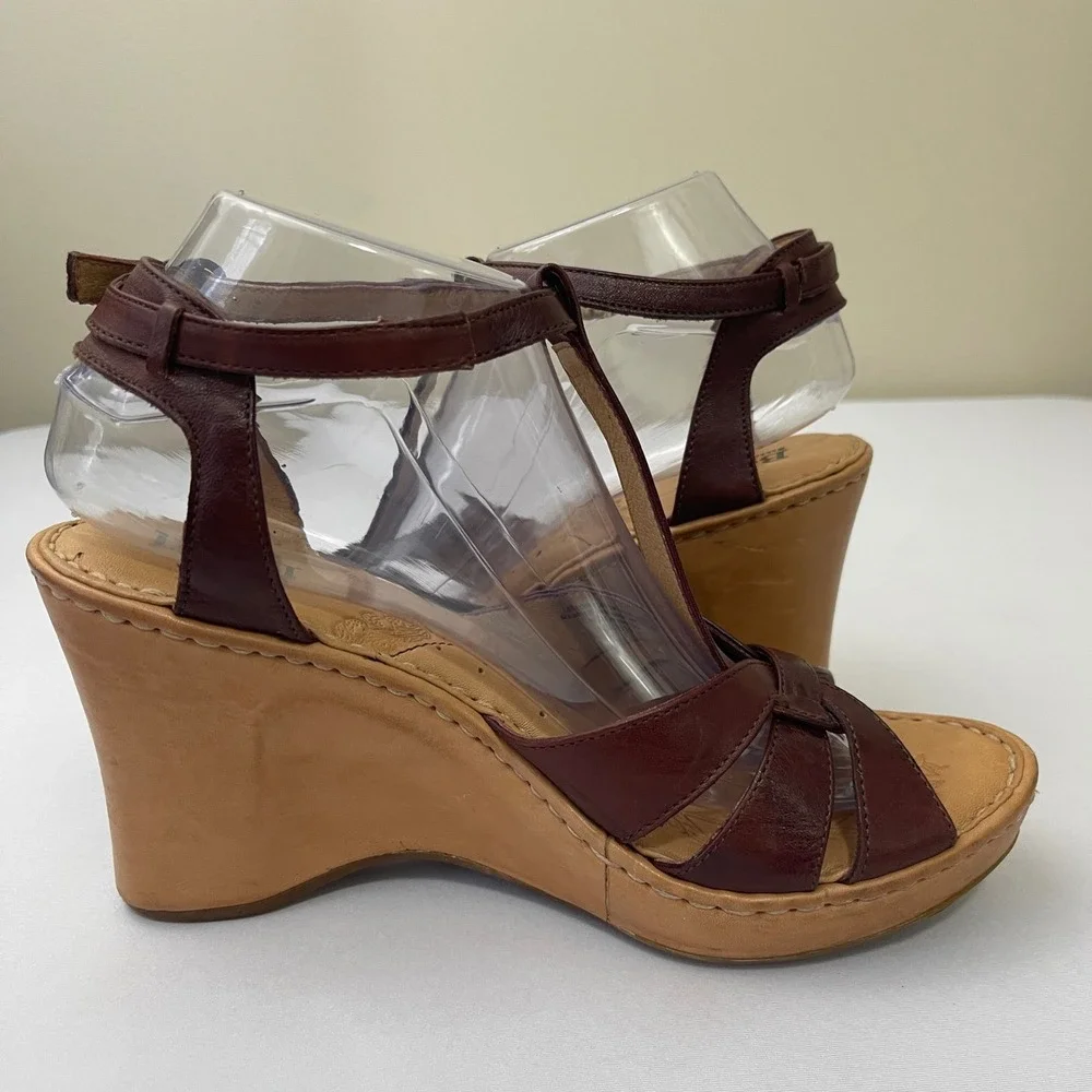 Born‎ Womens Leather T Strap Wedge Sandals Brown Size 10/42 Robin Cliff Side